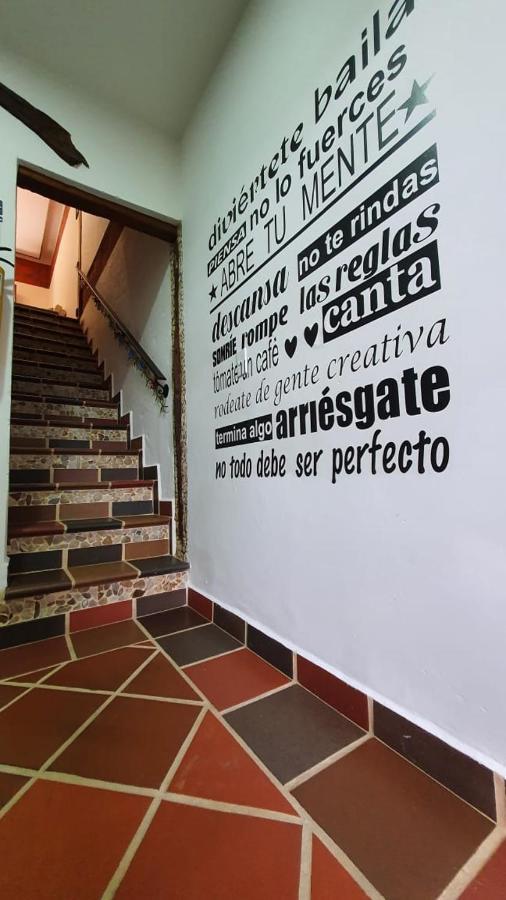 El Quijote Apartahotel ヘリコ エクステリア 写真