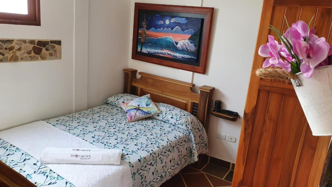 El Quijote Apartahotel ヘリコ エクステリア 写真
