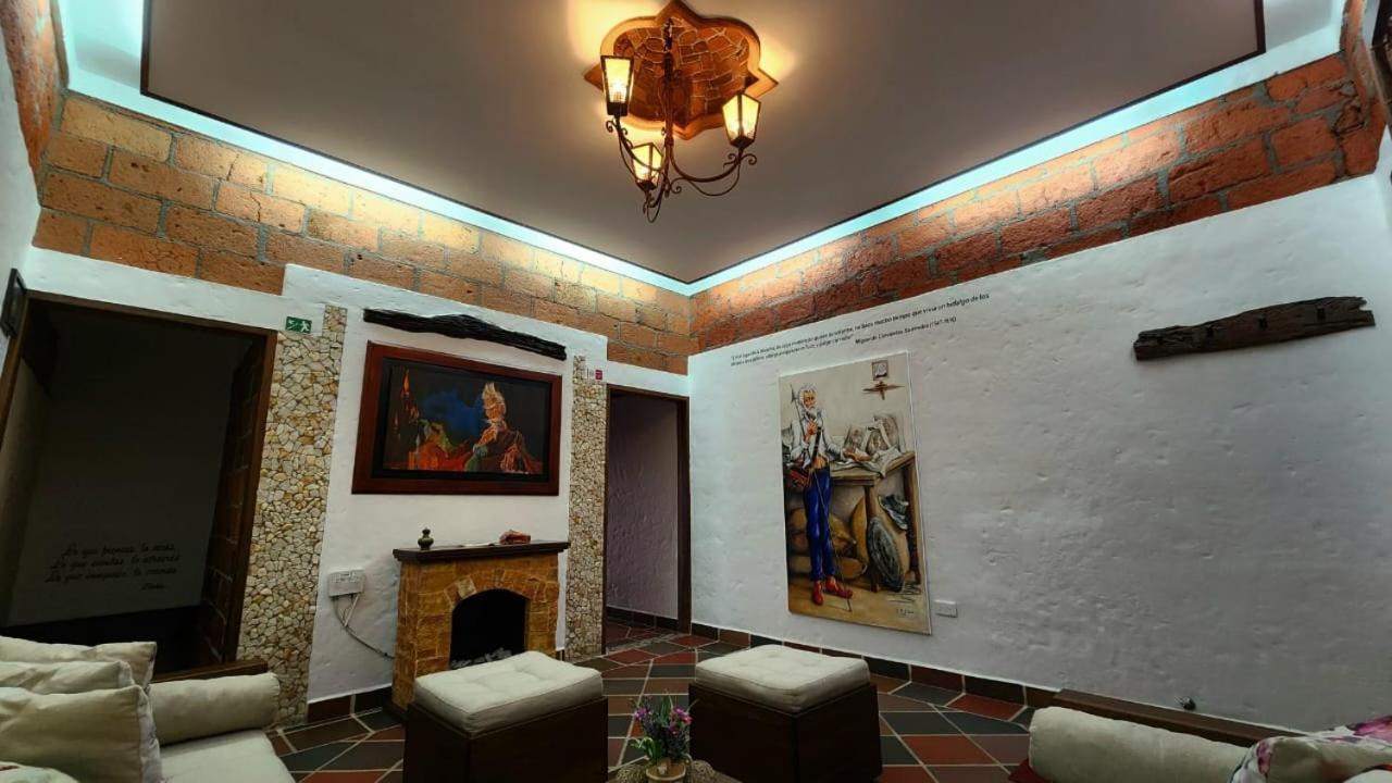 El Quijote Apartahotel ヘリコ エクステリア 写真