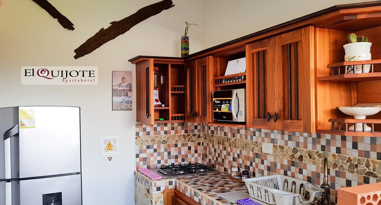 El Quijote Apartahotel ヘリコ エクステリア 写真